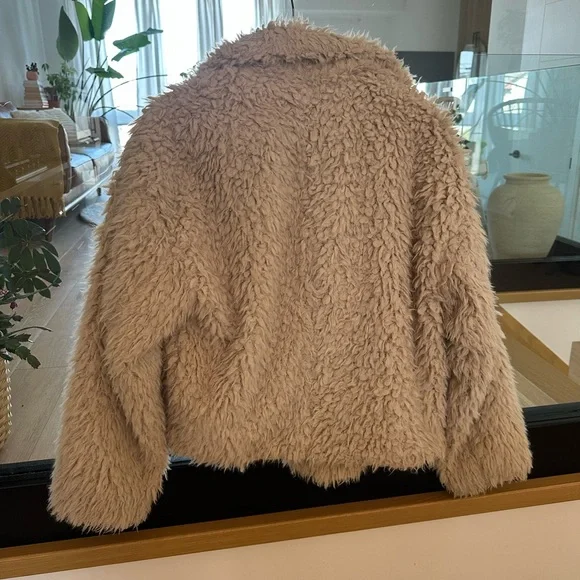 Anthropologie Women's Beige Faux Shearling Jacket - Picture 7 of 7